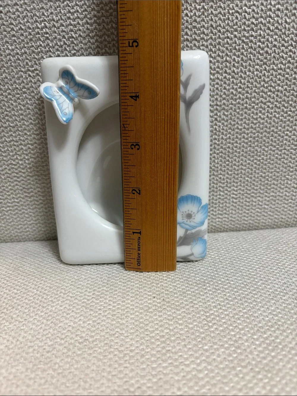 Interpur white porcelain